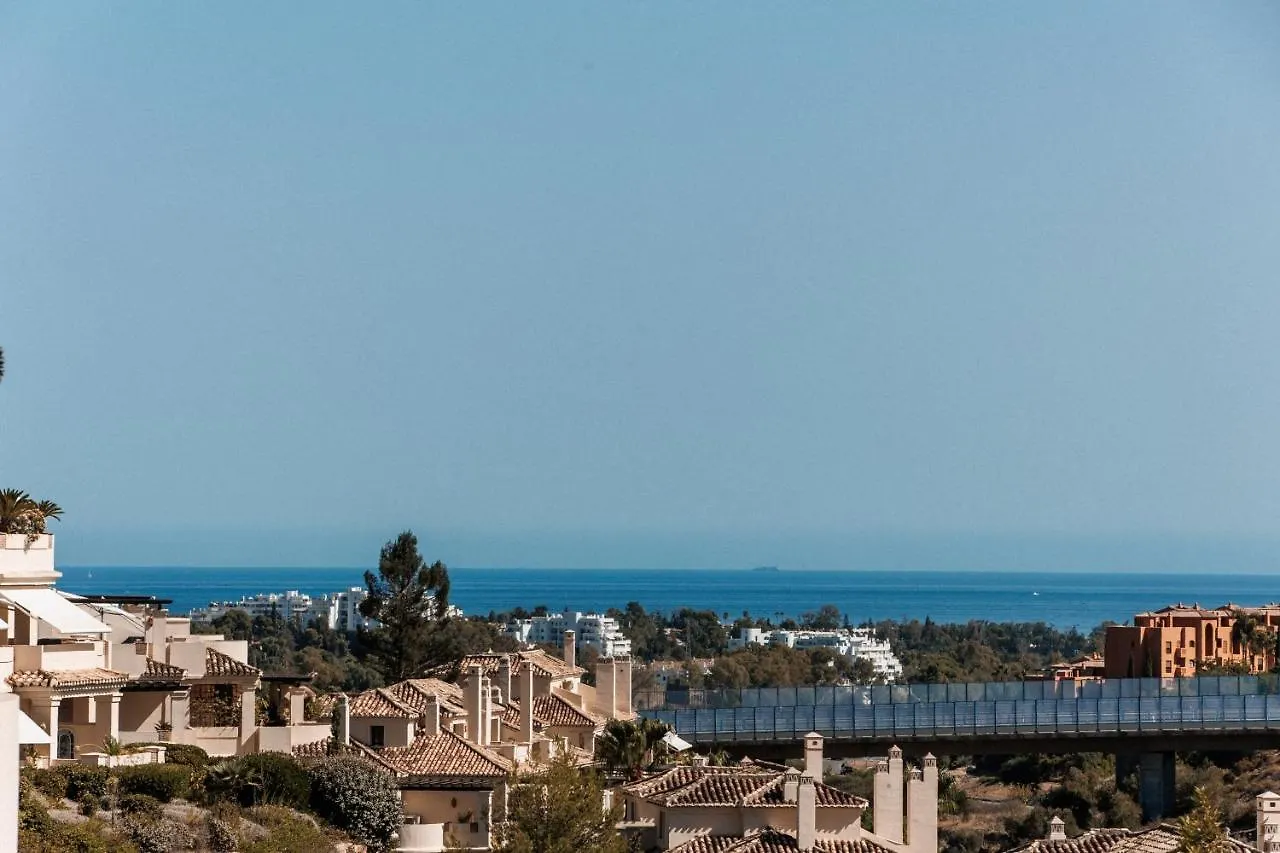 Capanes De Golf Luxury Apt Benahavis Apartment