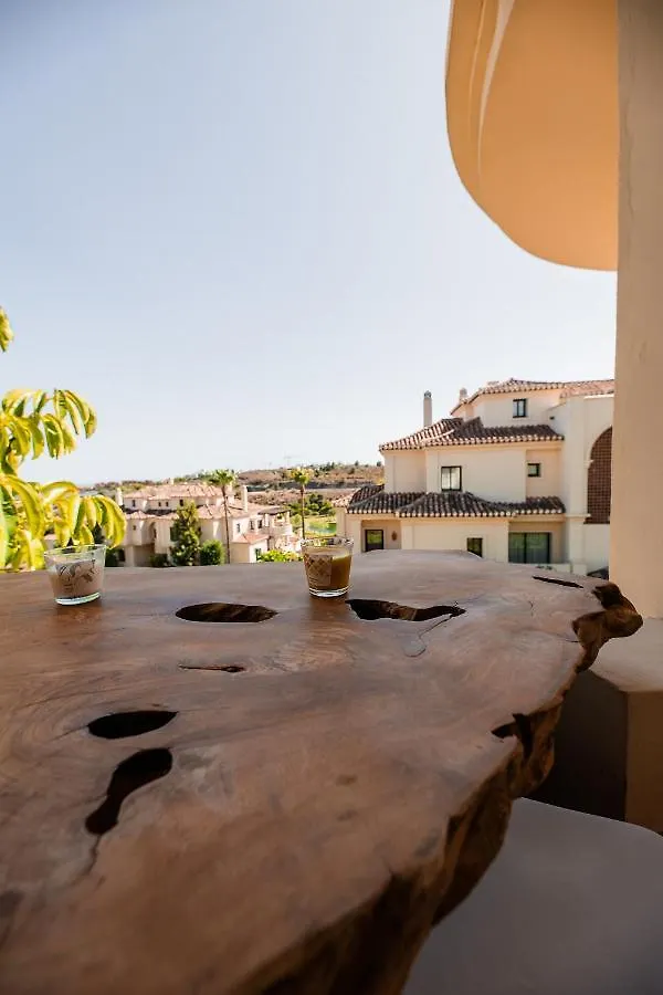 Capanes De Golf Luxury Apt Benahavis