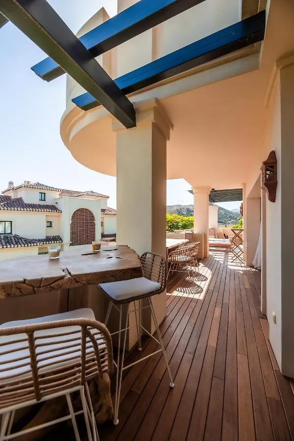 Capanes De Golf Luxury Apt Benahavis
