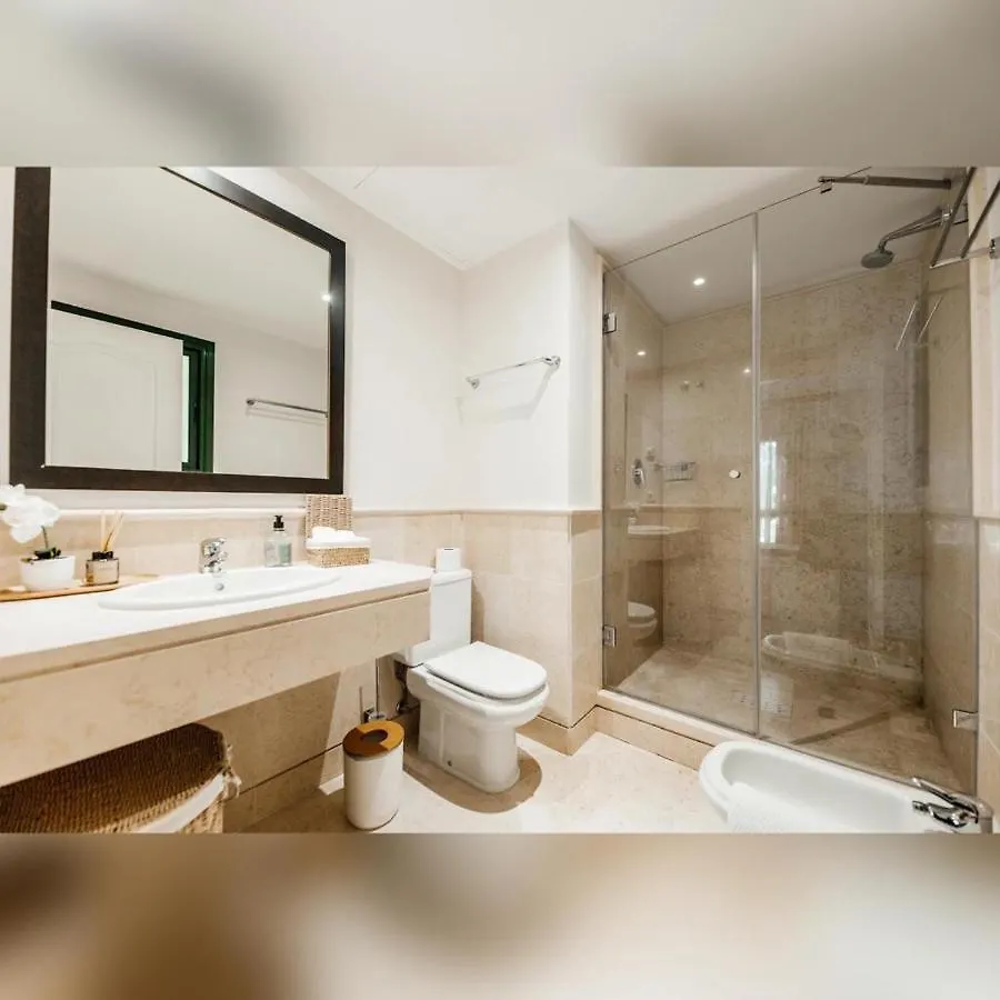 Capanes De Golf Luxury Apt Benahavís 0*,