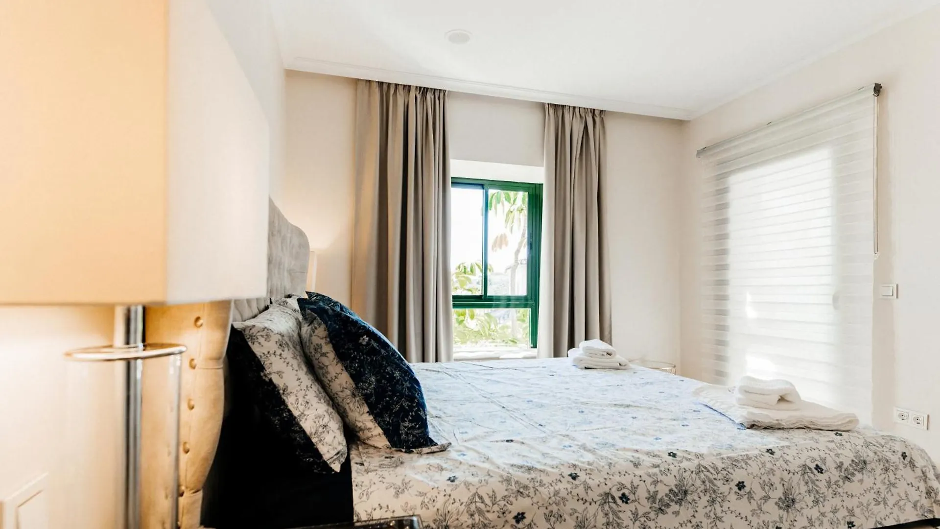 Capanes De Golf Luxury Apt Benahavis